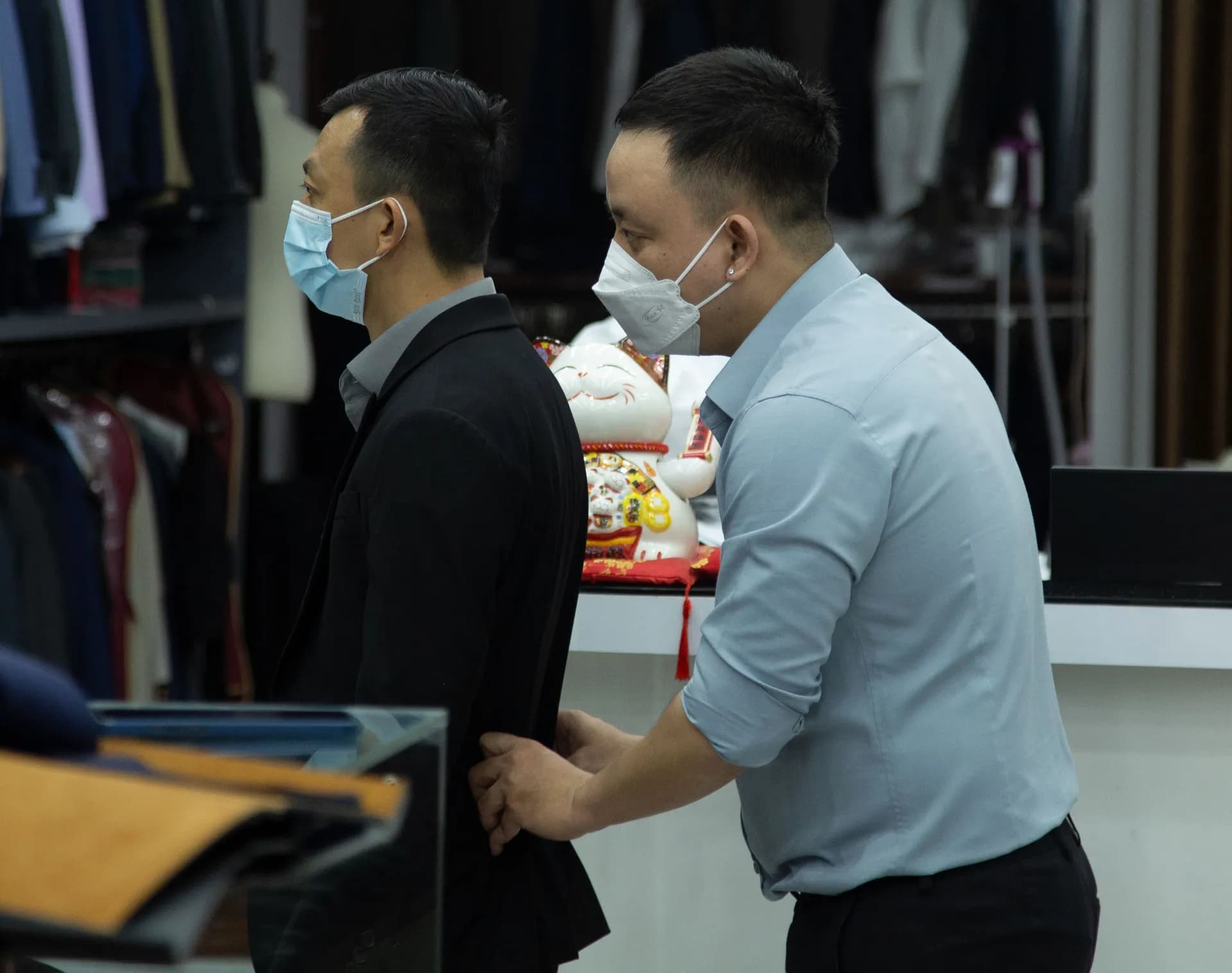 Phóng sự tại showroom — Mon Amie