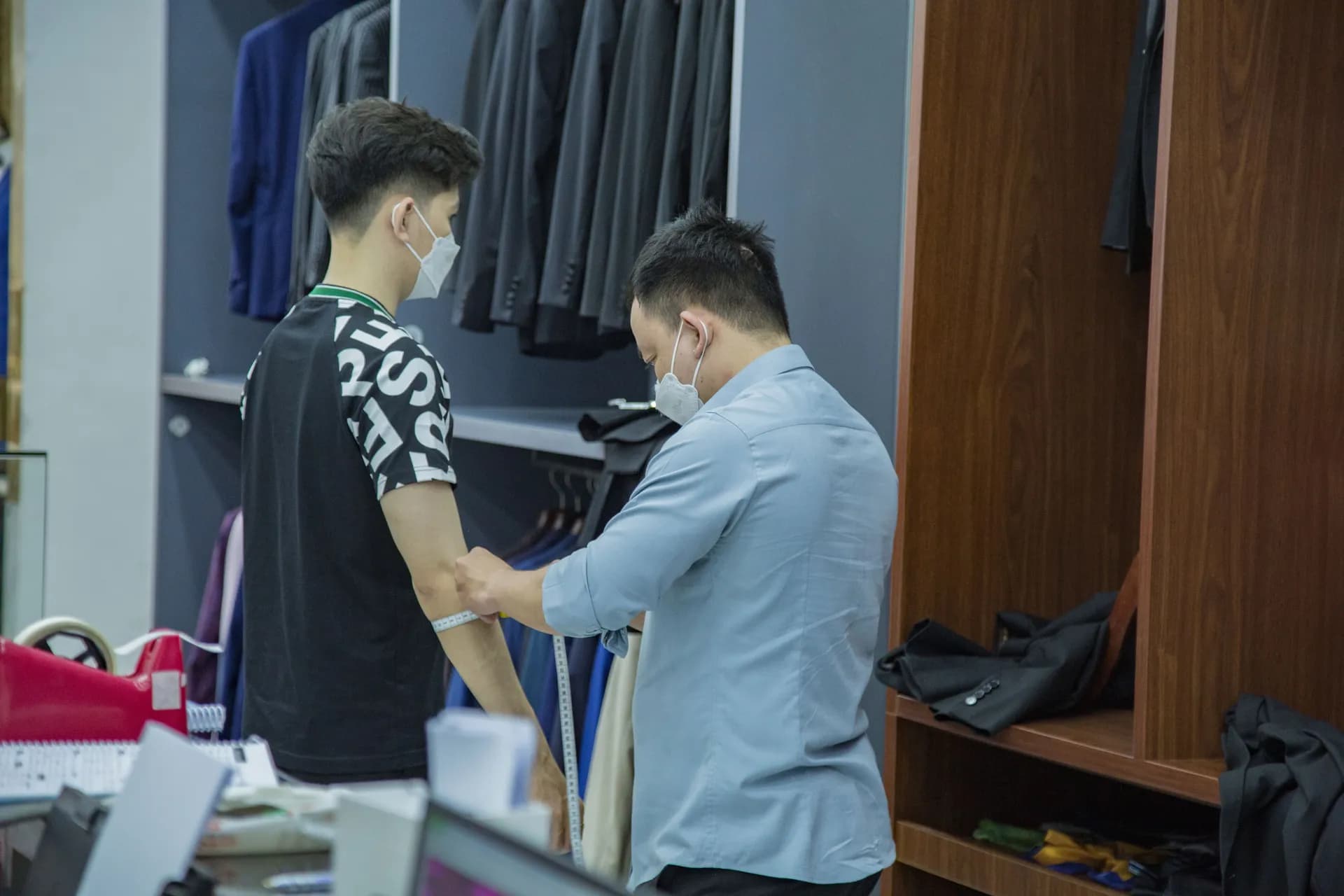Phóng sự tại showroom — Mon Amie