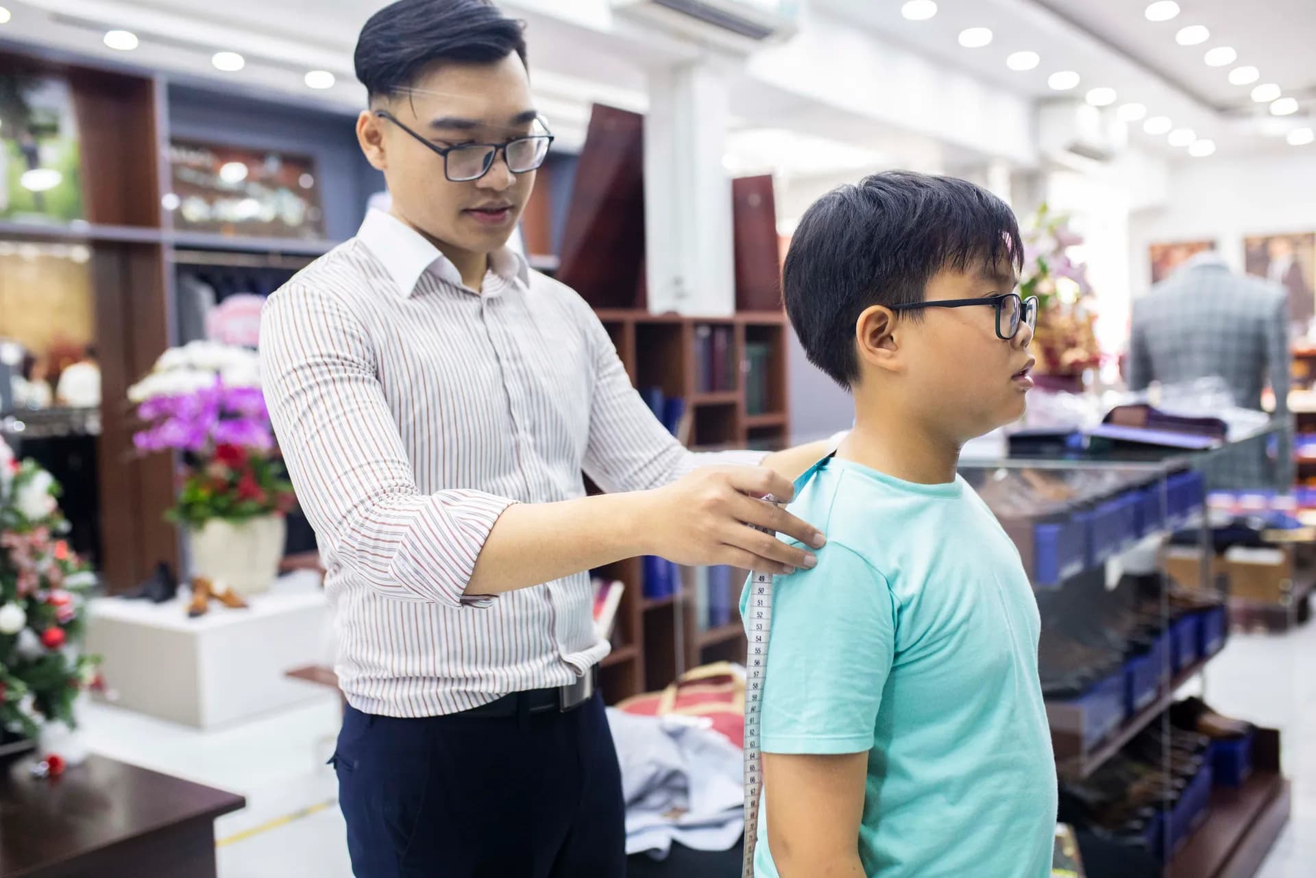 Phóng sự tại showroom — Mon Amie