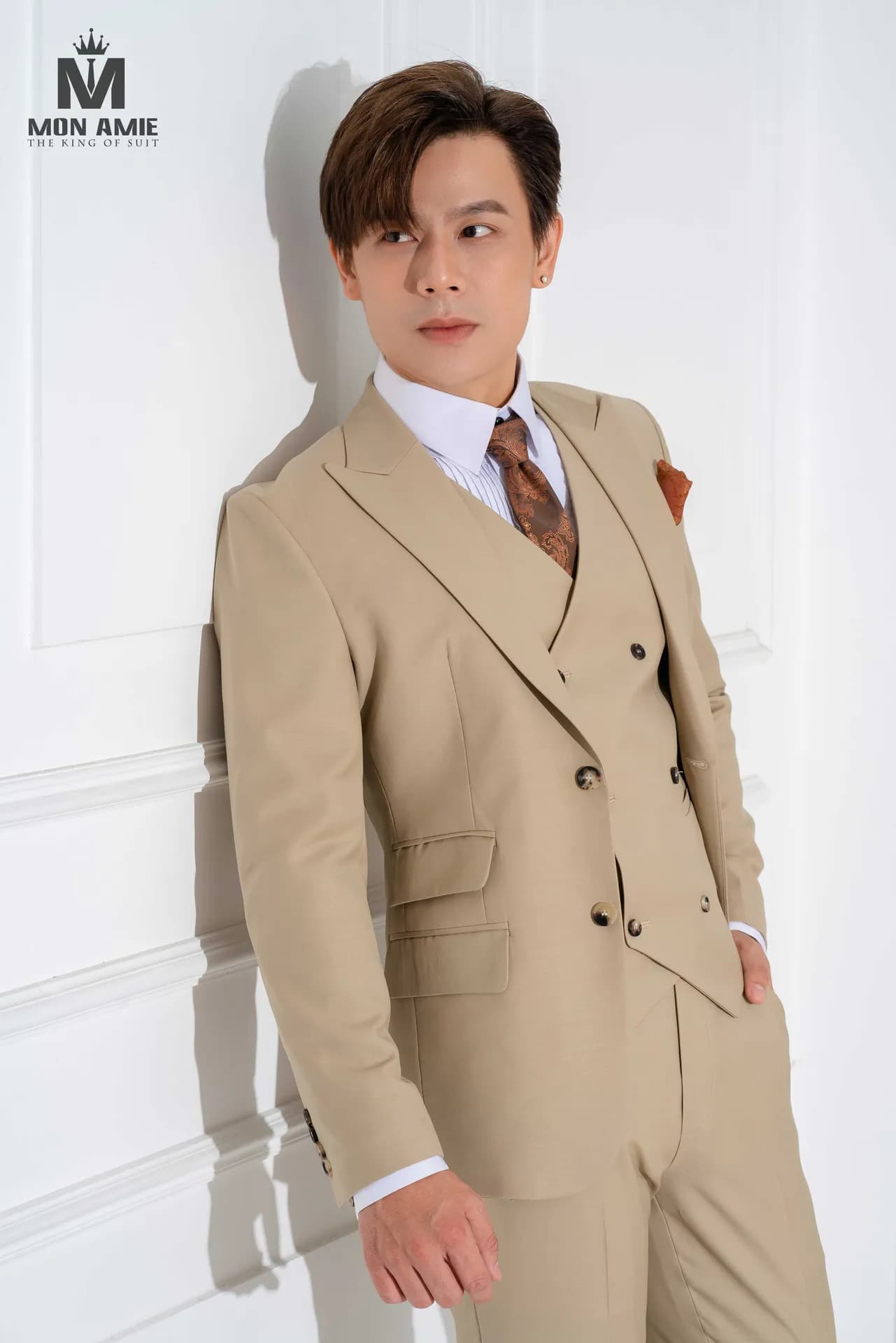 Sắc Màu Studio — Mon Amie