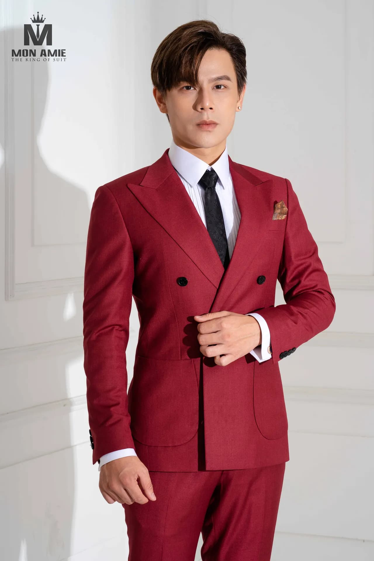 Sắc Màu Studio — Mon Amie