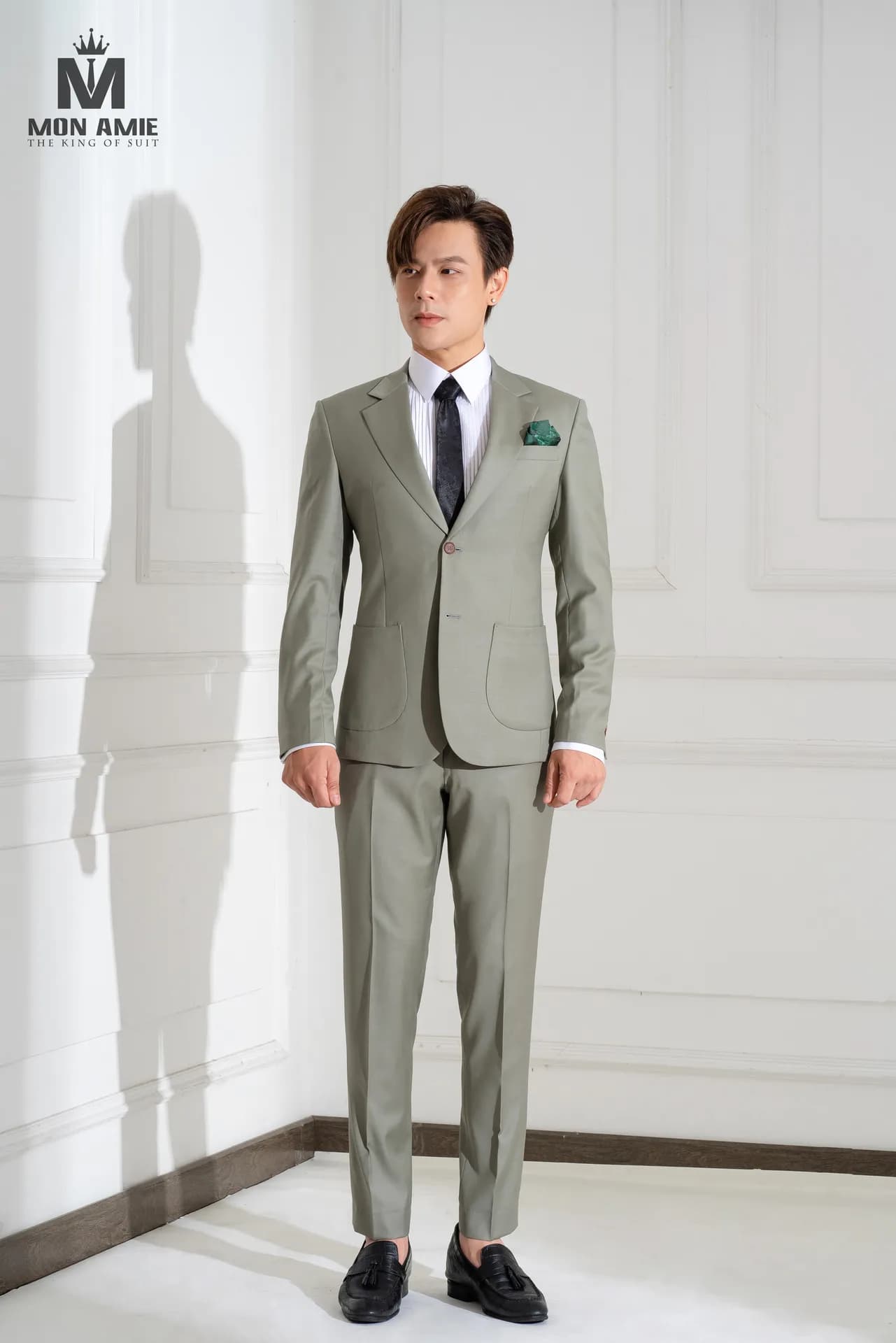 Sắc Màu Studio — Mon Amie