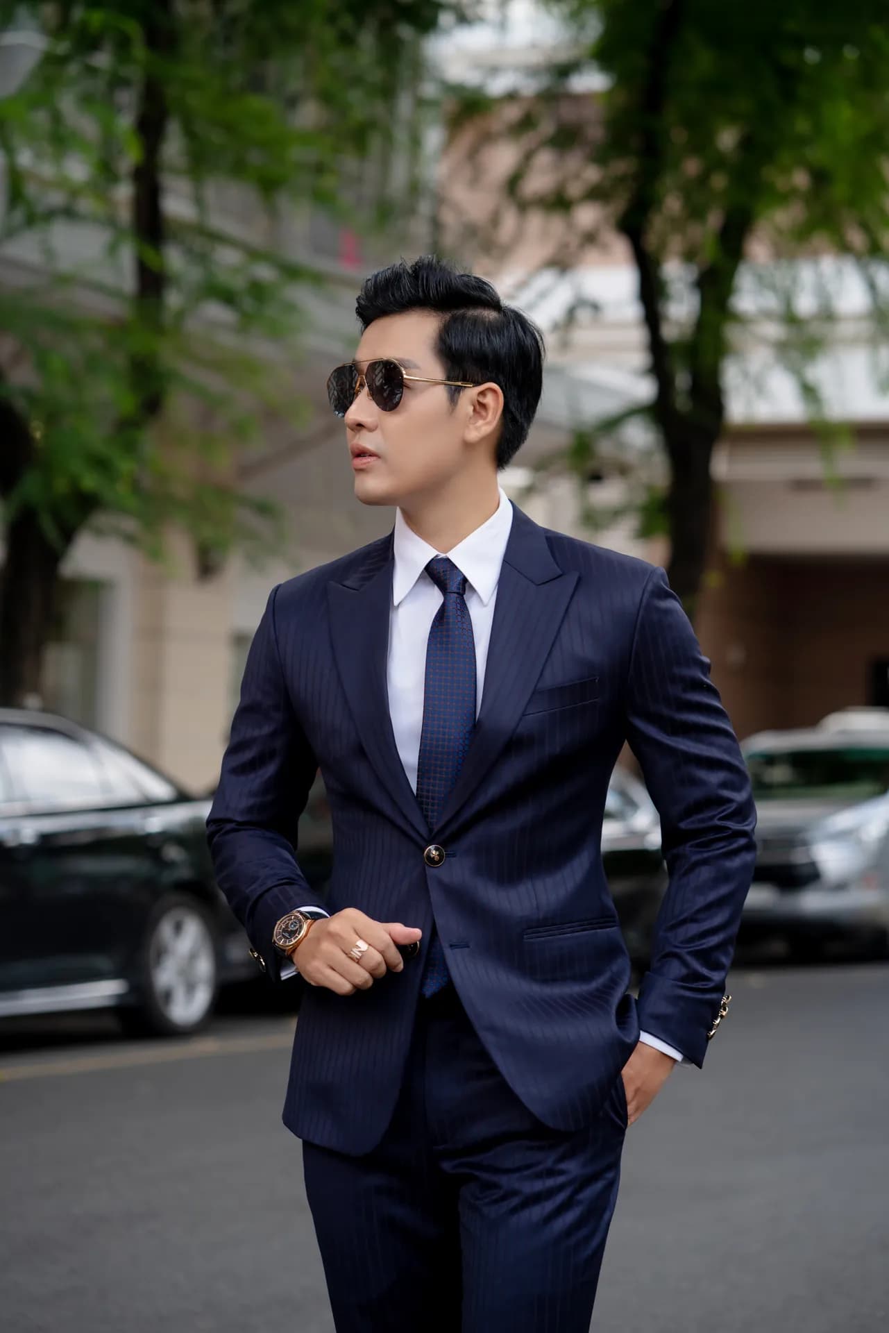 Sắc màu phố thị — Mon Amie