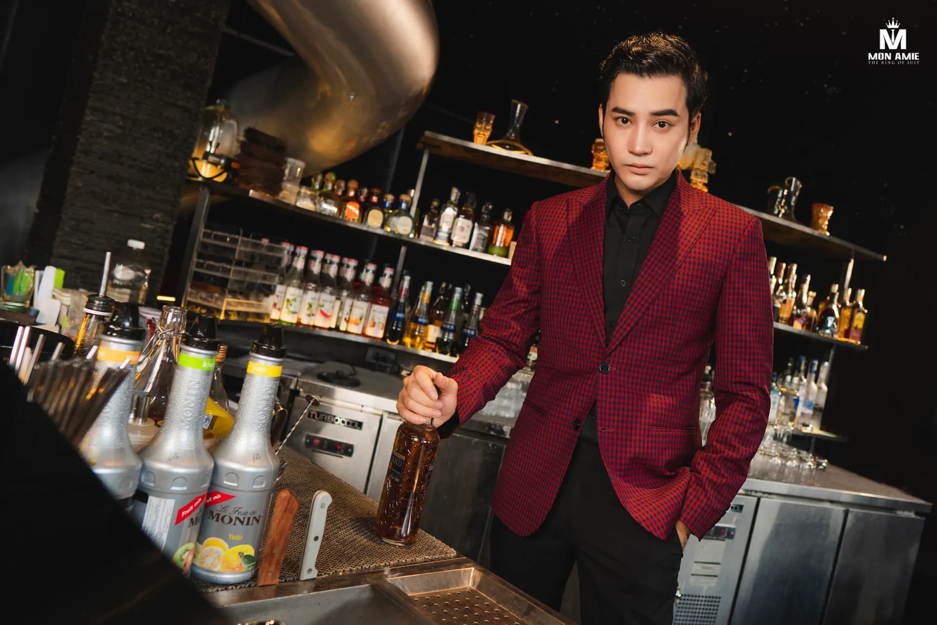 Studio & Phố Sài Gòn 2022 — Mon Amie