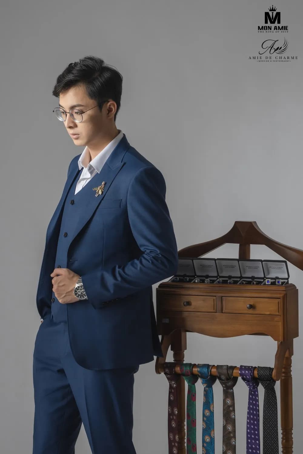 Suit Ba Mảnh Bốn Sắc — Mon Amie