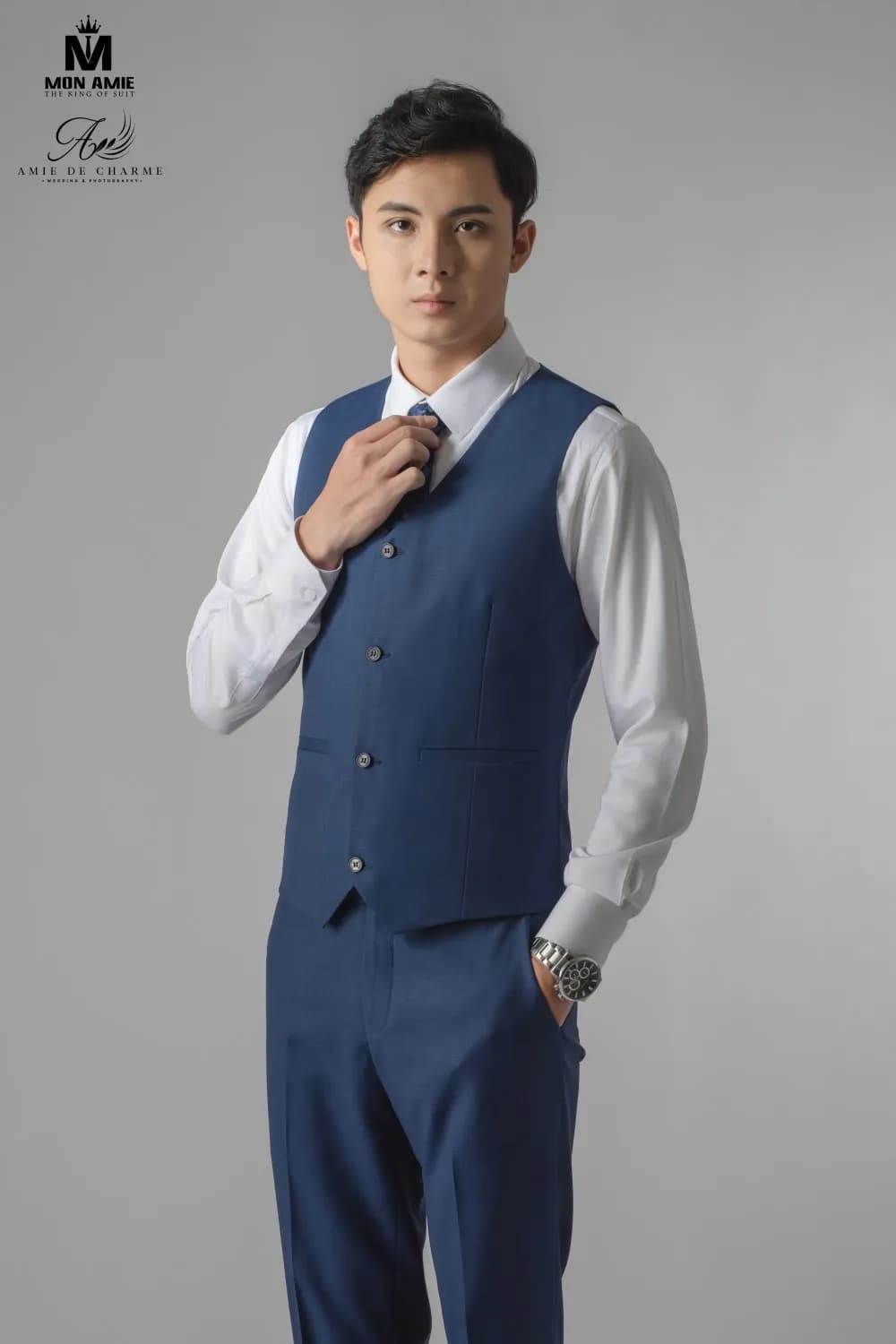 Suit Ba Mảnh Bốn Sắc — Mon Amie
