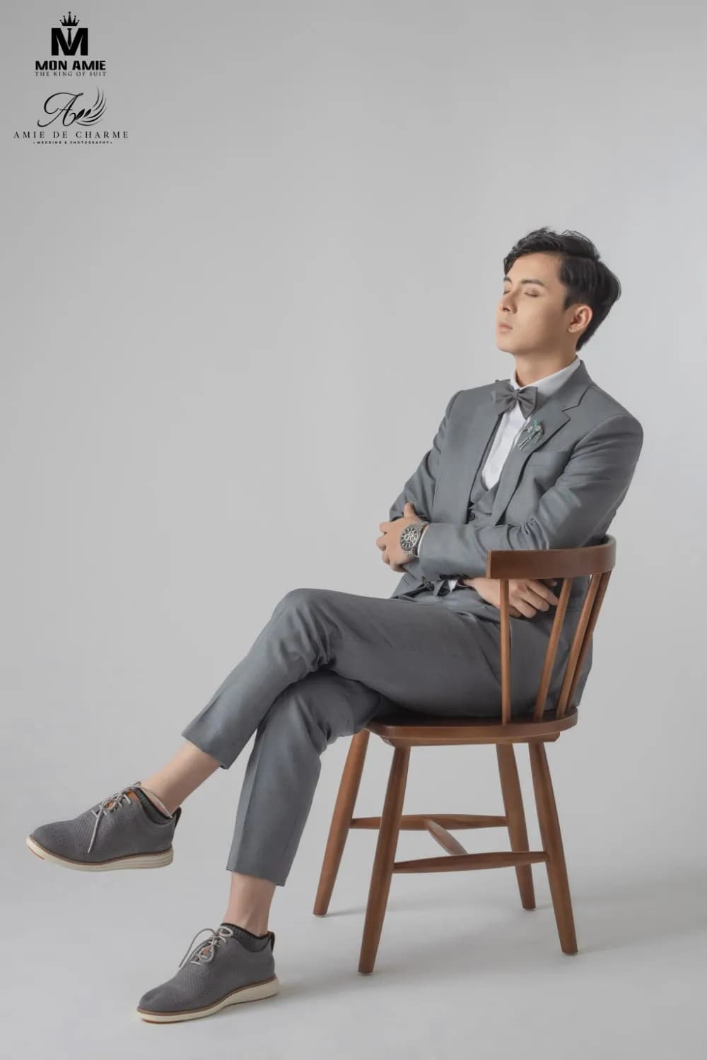 Suit Ba Mảnh Bốn Sắc — Mon Amie