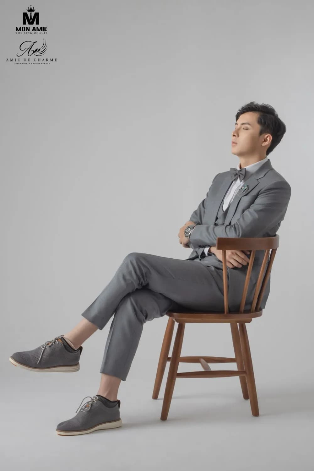 Suit Ba Mảnh Bốn Sắc — Mon Amie