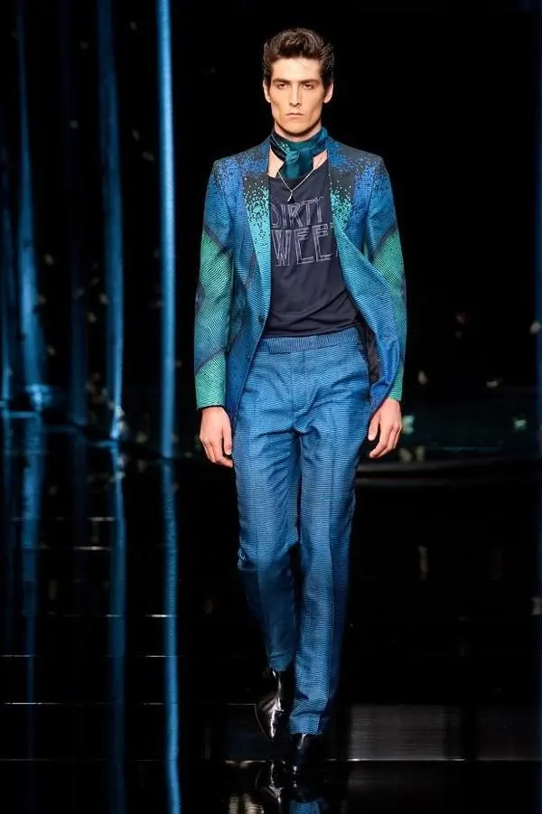 Xu hướng suit màu sắc Xuân Hè 2015 cho các chàng