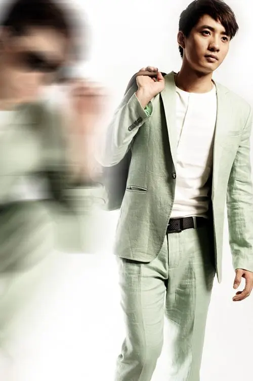 Lịch lãm cùng vest nhiều màu