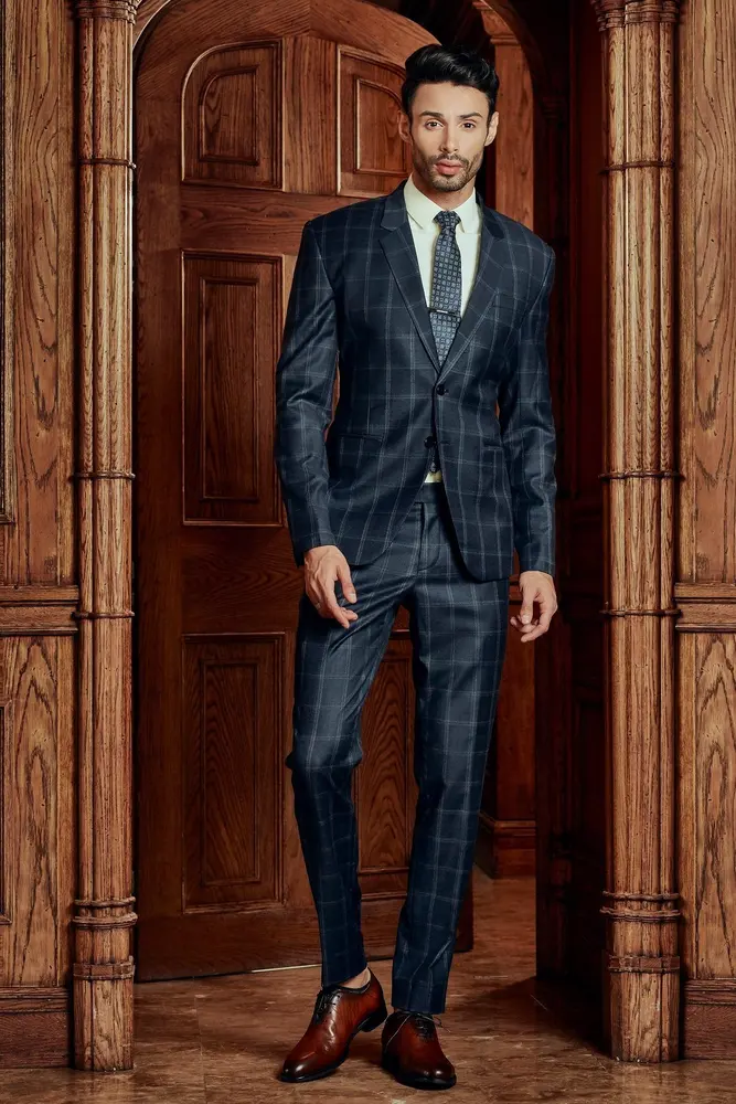 Vercelli Suiting Fabrics - Chất liệu vải Suit Doanh Nhân được ưa chuộng số 1 tại Mon Amie