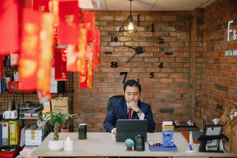May vest doanh nhân tận nơi chuyên nghiệp với Mon Amie