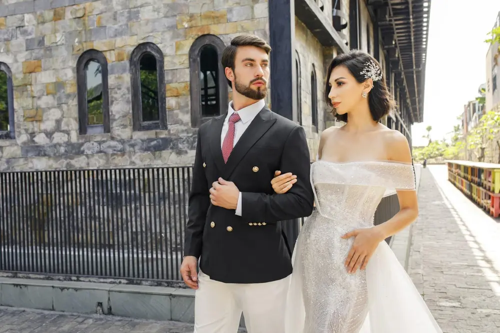 Dịch vụ may Suit cưới tại nhà