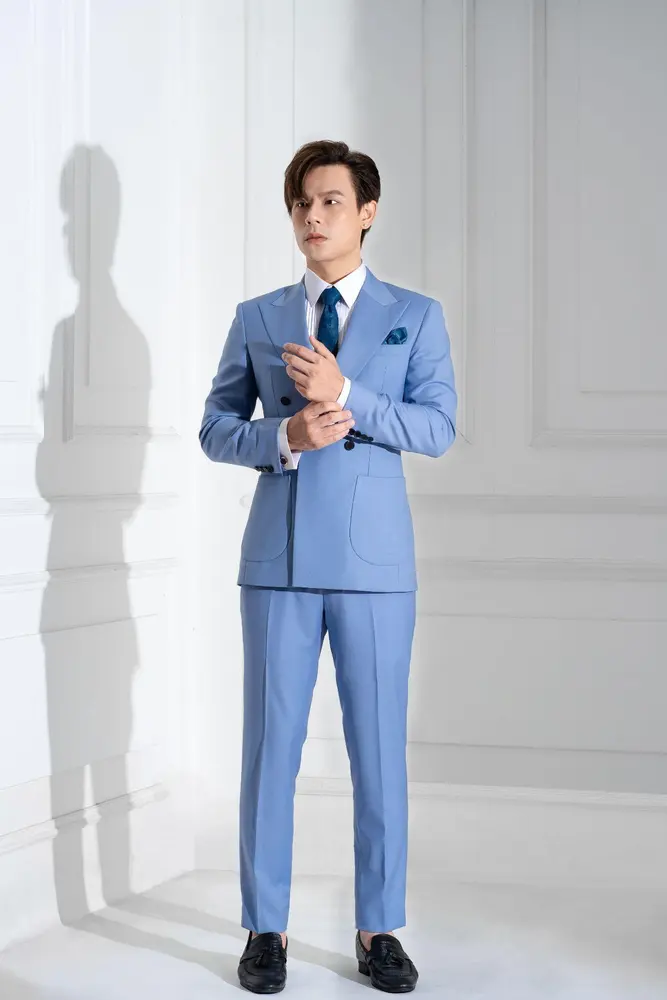 Xu Hướng Chọn Trang Phục Sáng Màu Có Nên Thử ?