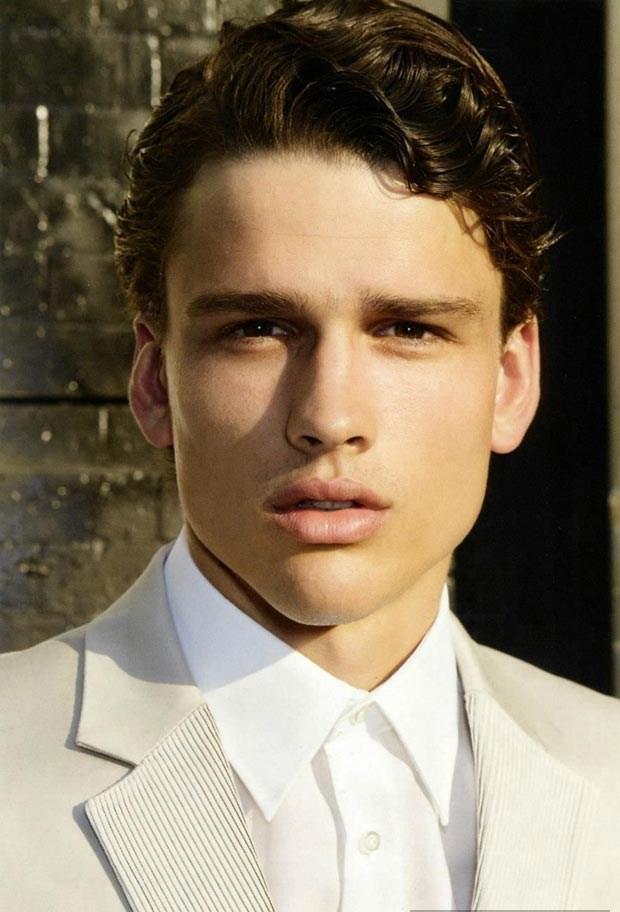 Chọn suit lịch lãm cho cho các chàng mùa Hè