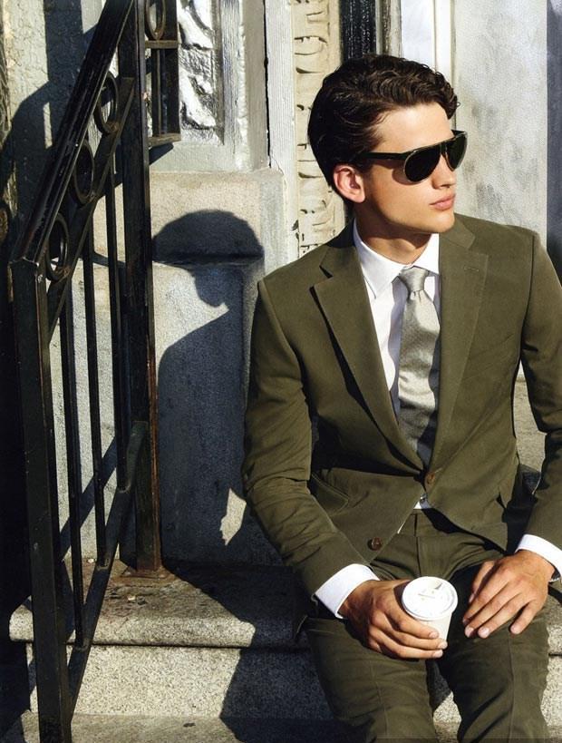 Chọn suit lịch lãm cho cho các chàng mùa Hè