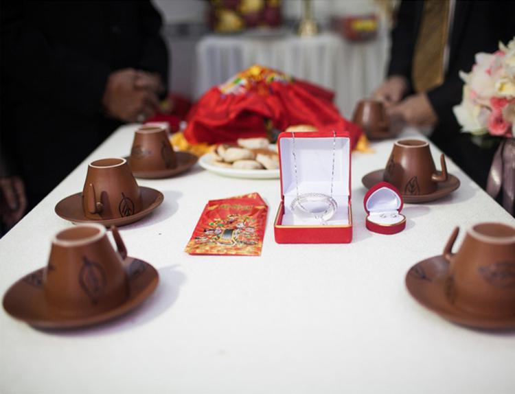 Chụp ảnh Gia Tiên - Truyền Thống