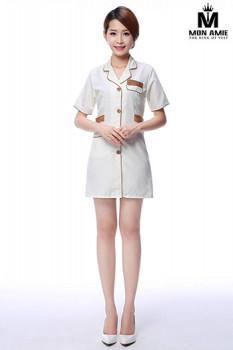 Đồng Phục Điều Dưỡng Màu Kem Phối Nắp Túi Nâu DPYT011