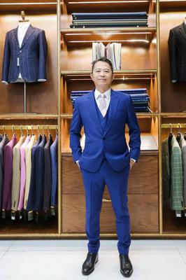 Suit Xanh Navy Sáng màu nổi bật  F74.003
