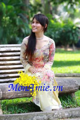 Áo Dài Bưng Quả (kiểu 22)