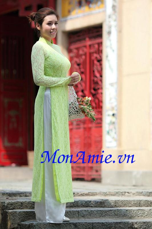 Áo Dài Bưng Quả (kiểu 1)