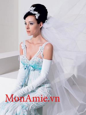 Dạ Hội Cúp Ngực Cổ V