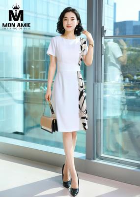 Váy trắng phối vạt họa tiết thời trang