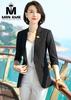 Blazer đen tay lỡ đơn giản