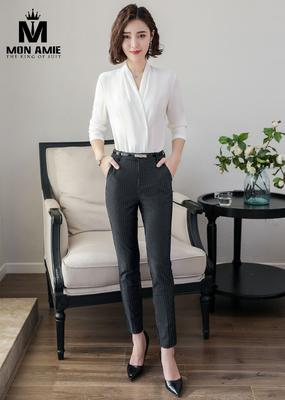 Sơ mi trắng cổ đổ chữ V tiểu thư