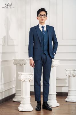 Vest xanh navy đầy cuốn hút
