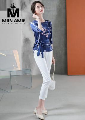 Sơ mi xanh dương họa tiết nơ eo dịu dàng