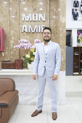 Set vest xám sáng nổi bật