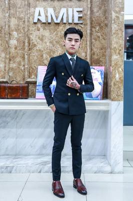 Set vest xanh đen 6 nút vàng trẻ trung