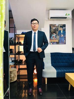 Set vest xanh đen thu hút mọi ánh nhìn