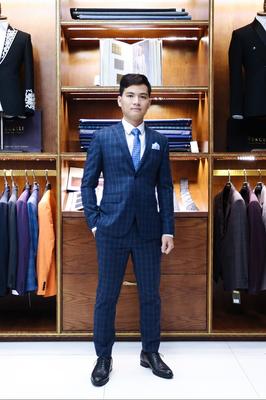 Set vest xanh navy kẻ caro trắng trẻ trung