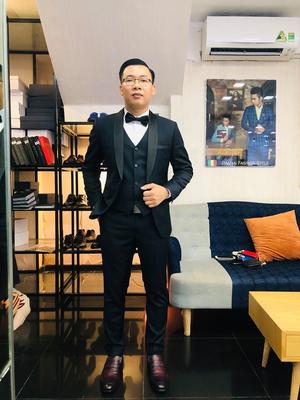 Set vest đen kèm gile tinh tế sang trọng lịch sự