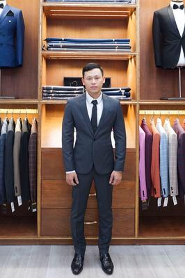 Set vest màu đen cực tôn dáng