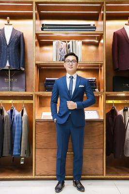 Set vest màu xanh thiết kế sang trọng