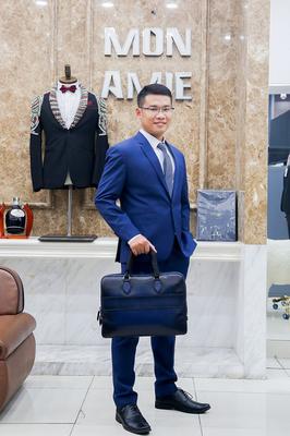 Set vest xanh navy cho doanh nhân thành đạt