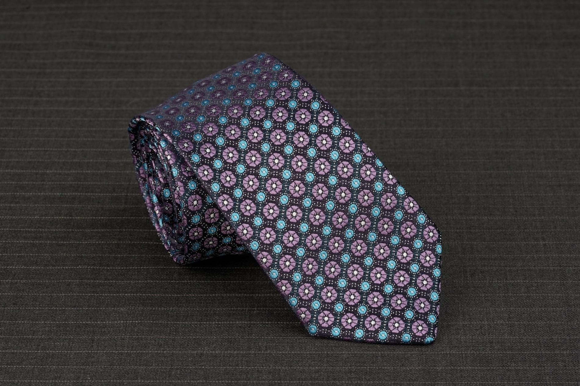 Những Phụ Kiện Nên Có Nếu Bạn Là Một Người “Sành” Vest