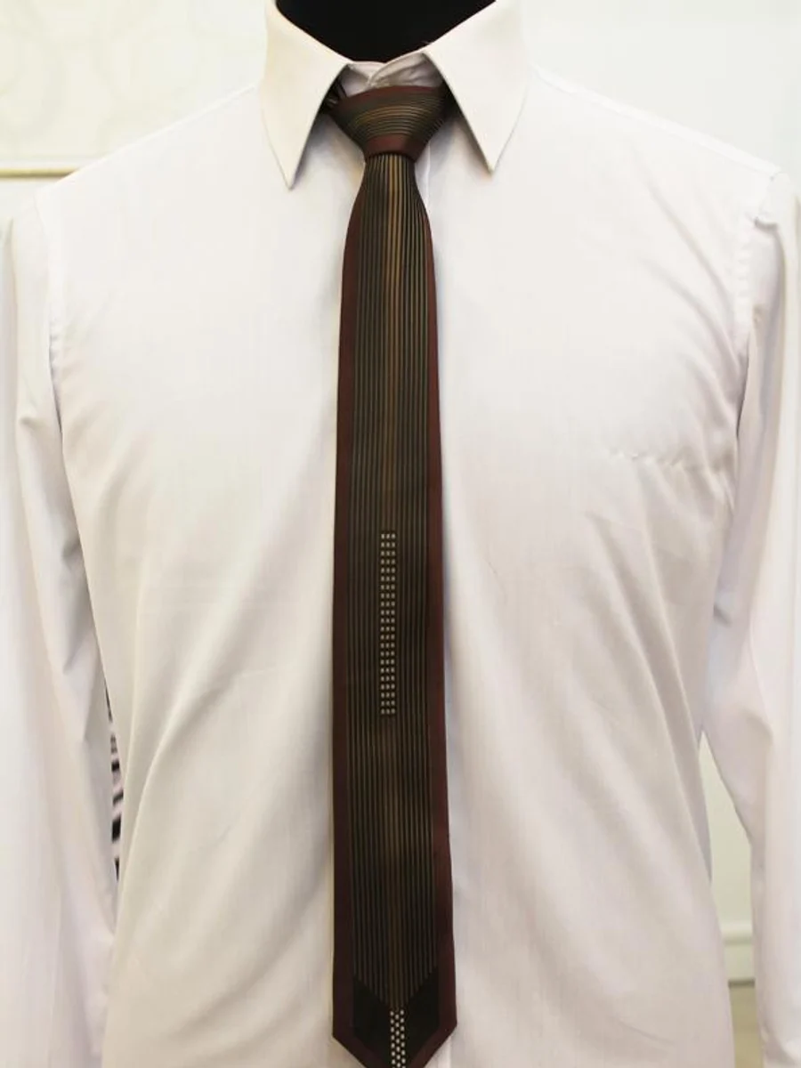 Chestnut Ribbed Tie