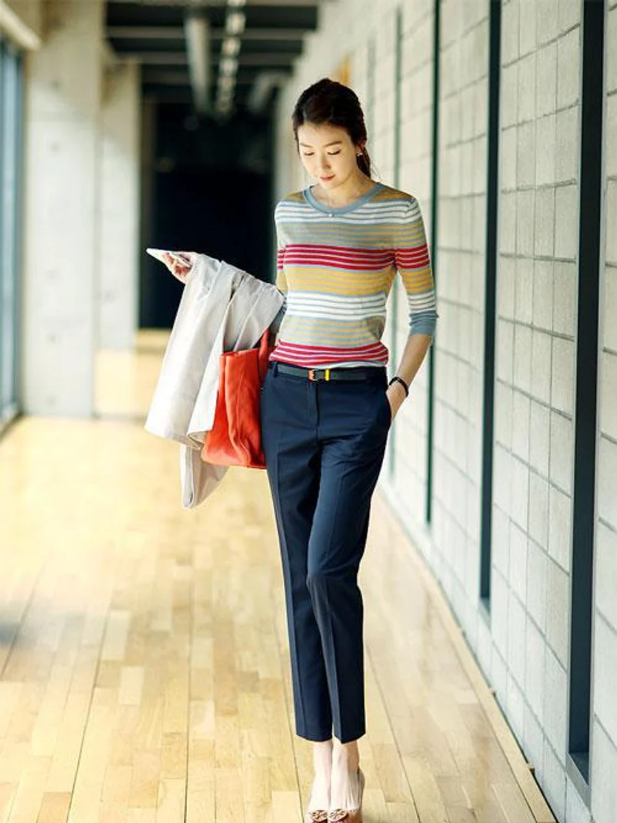 Navy Cropped Ankle Trousers
