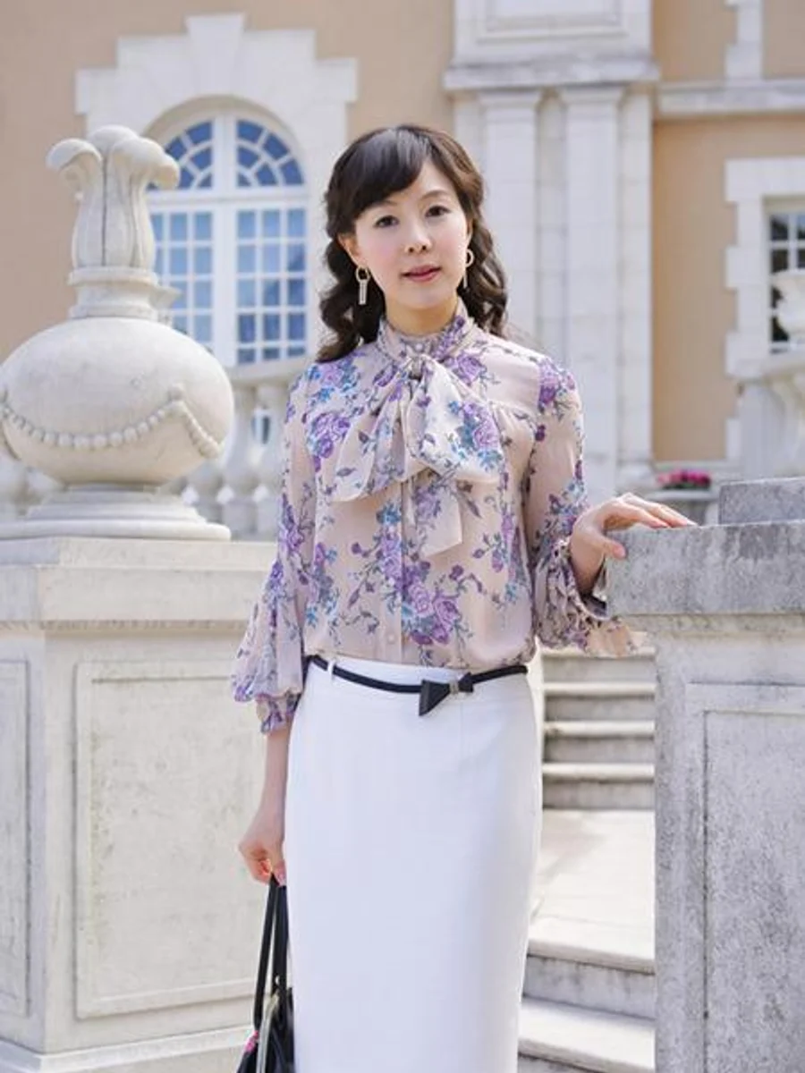 Lavender Rose Pussy-Bow Blouse