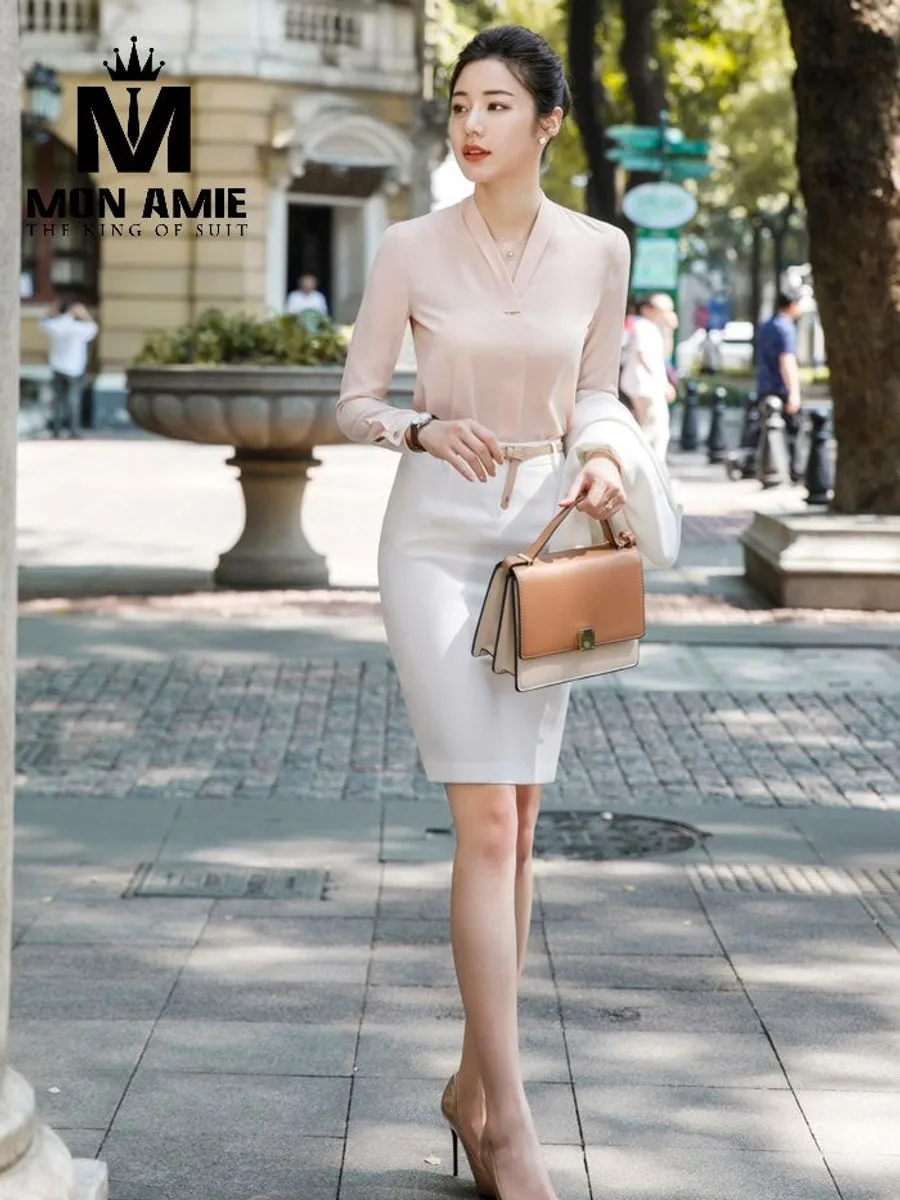 Nude Pink V-Neck Blouse