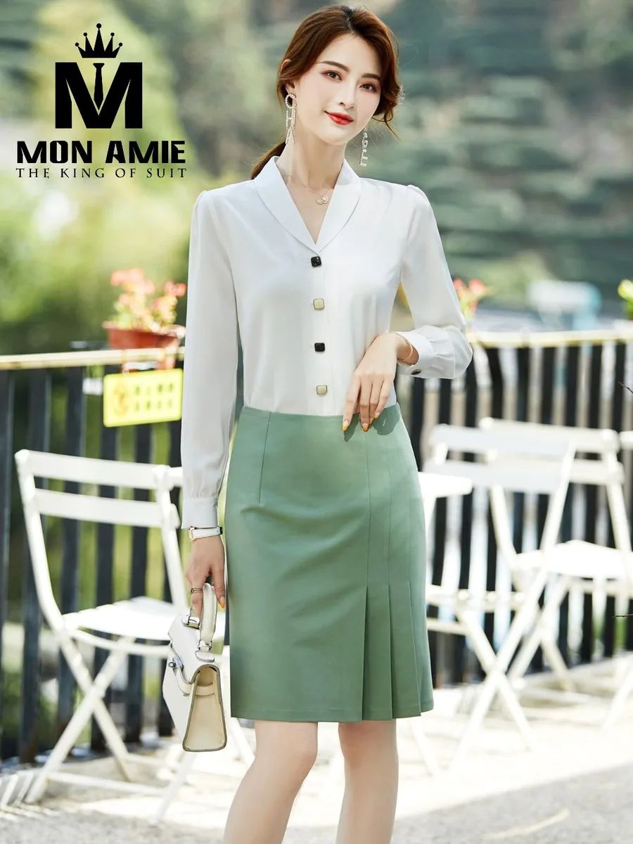 White Shawl-Collar Blouse with Contrast Buttons
