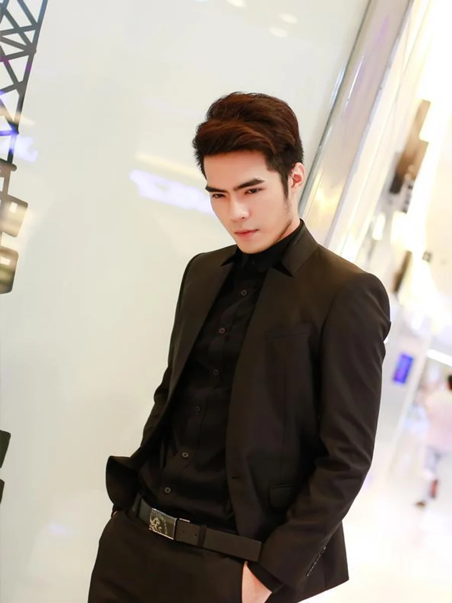 Total Black Tailored Suit