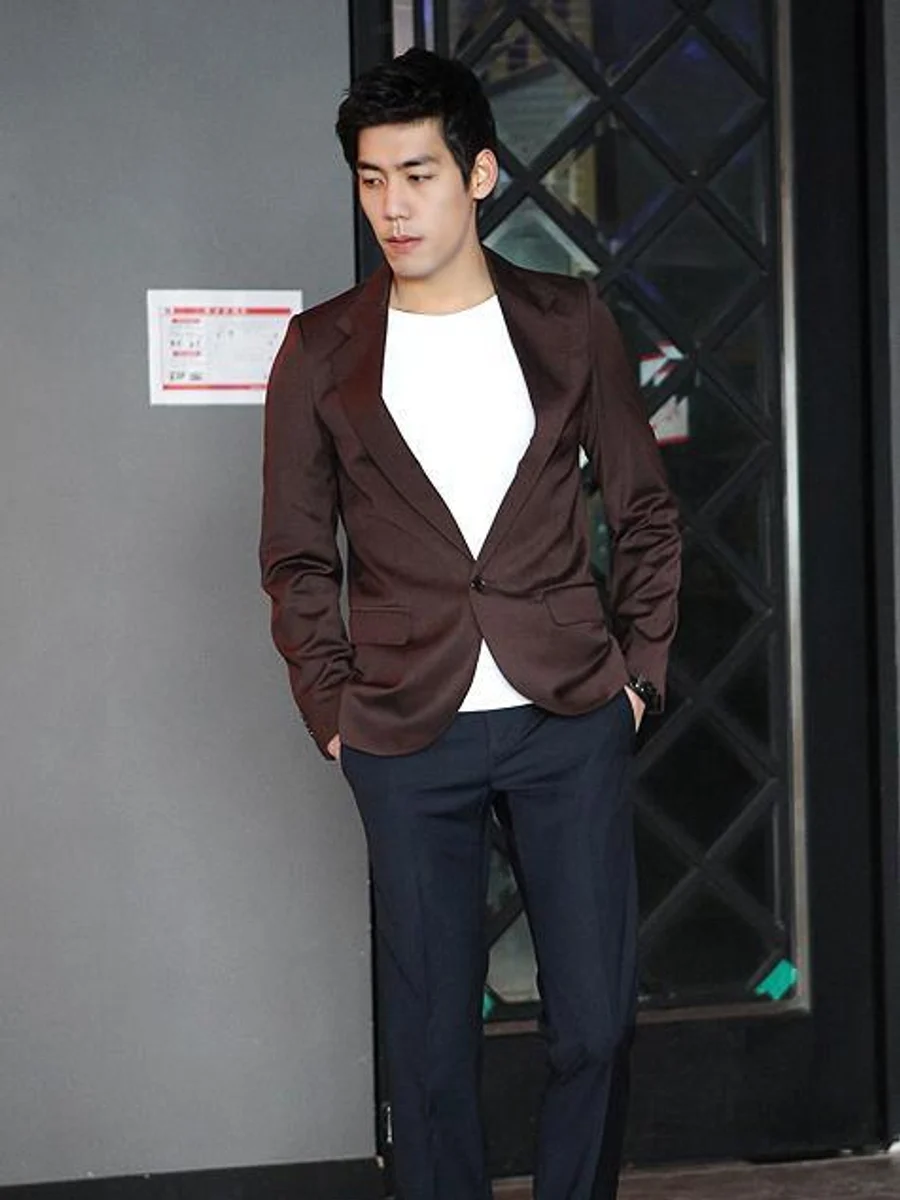 Chocolate Peak-Lapel Blazer
