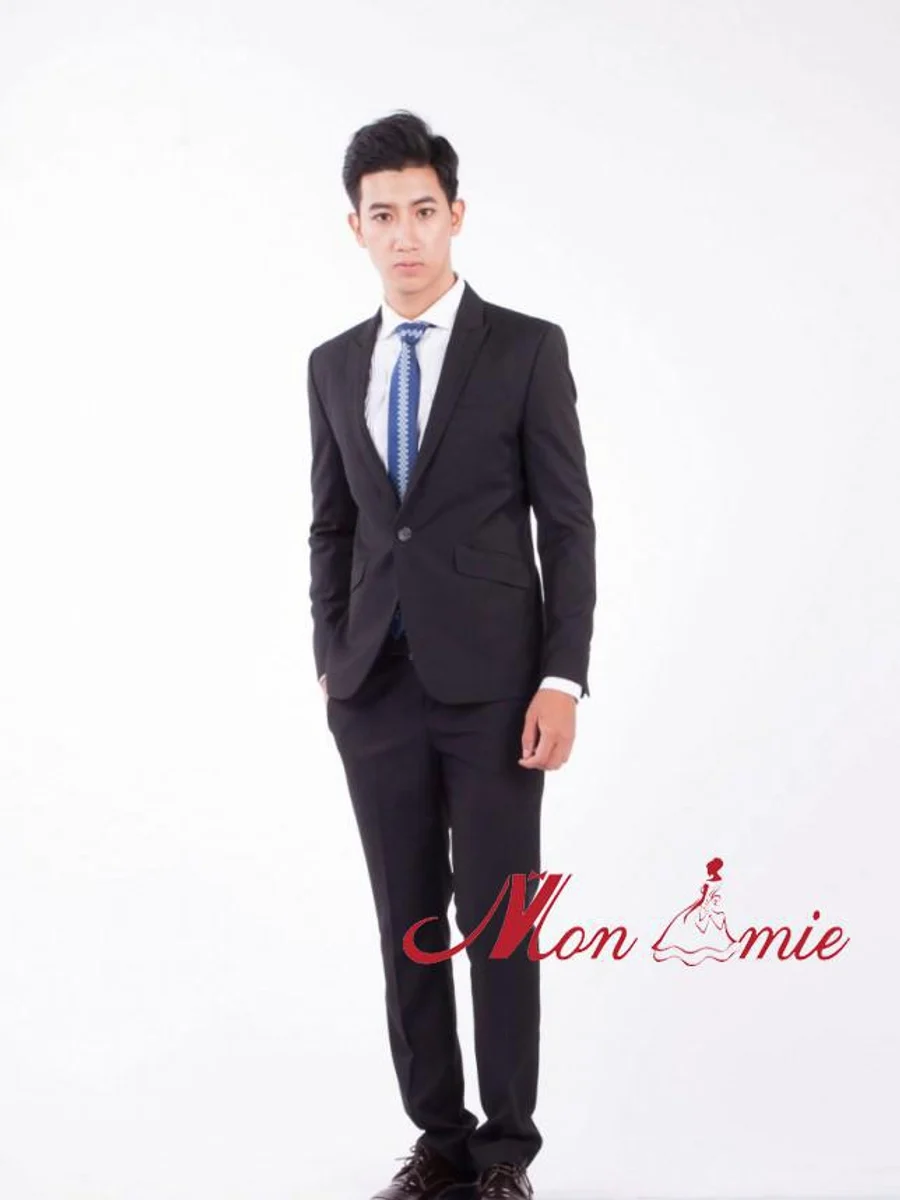 Minimal One-Button Black Suit