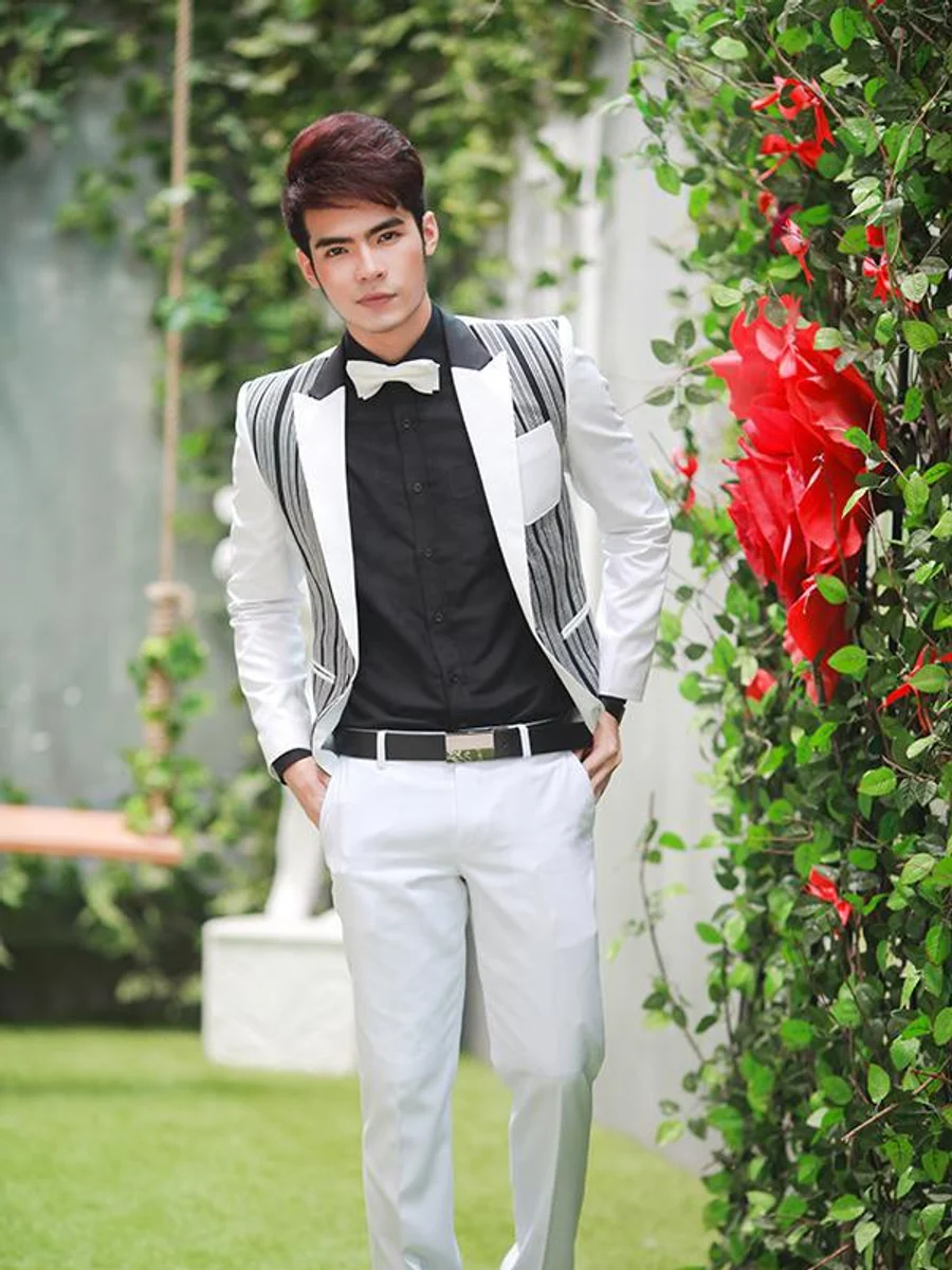 Silver Stripe White Tuxedo